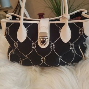 Dooney and Bourke hand bag